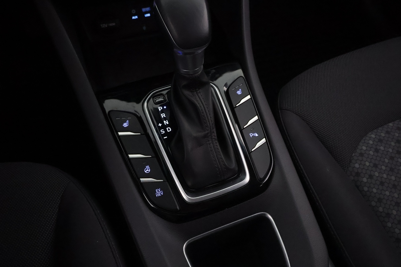 HYUNDAI IONIQ plug-in 2019