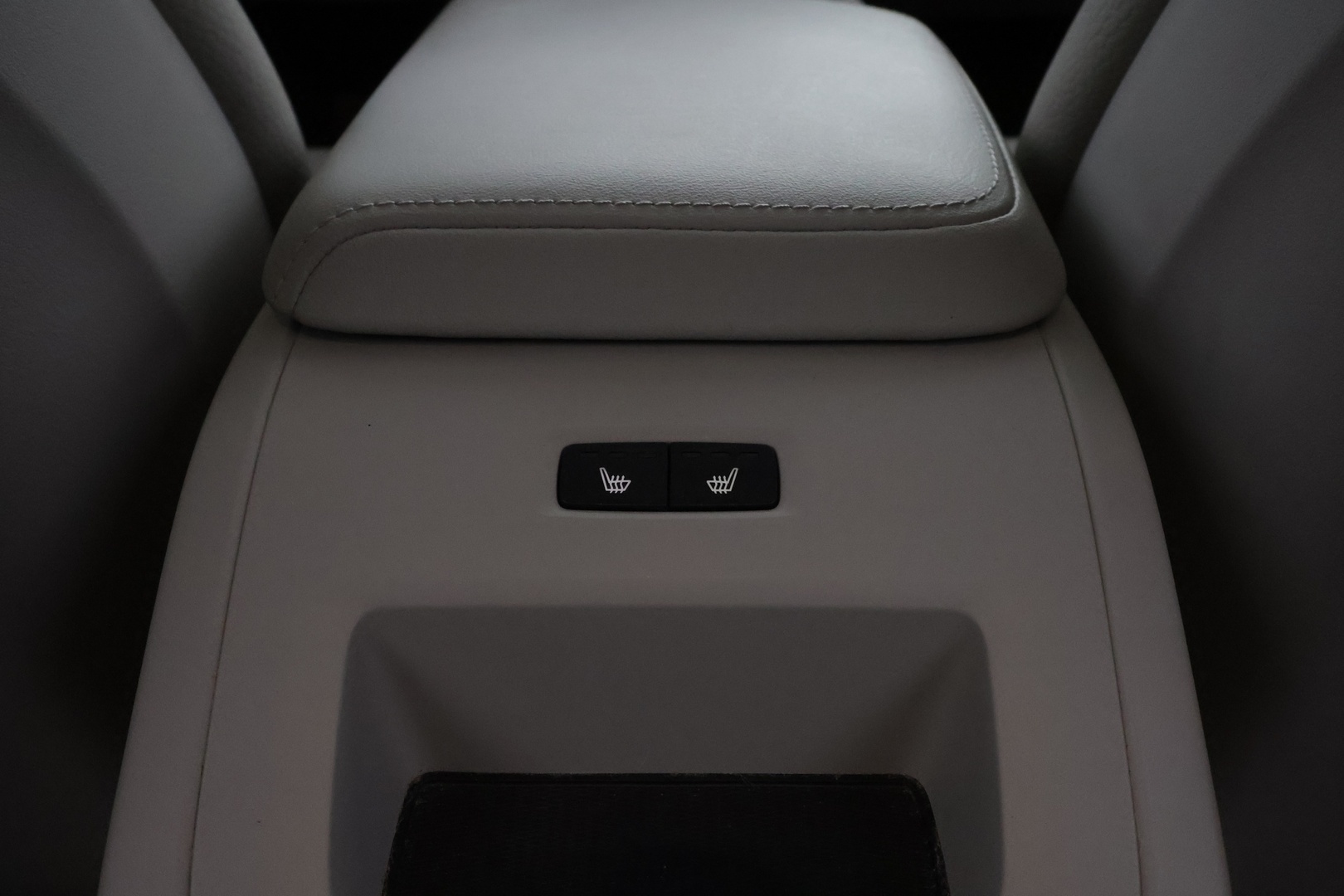 VOLVO V60 Cross Country 2023