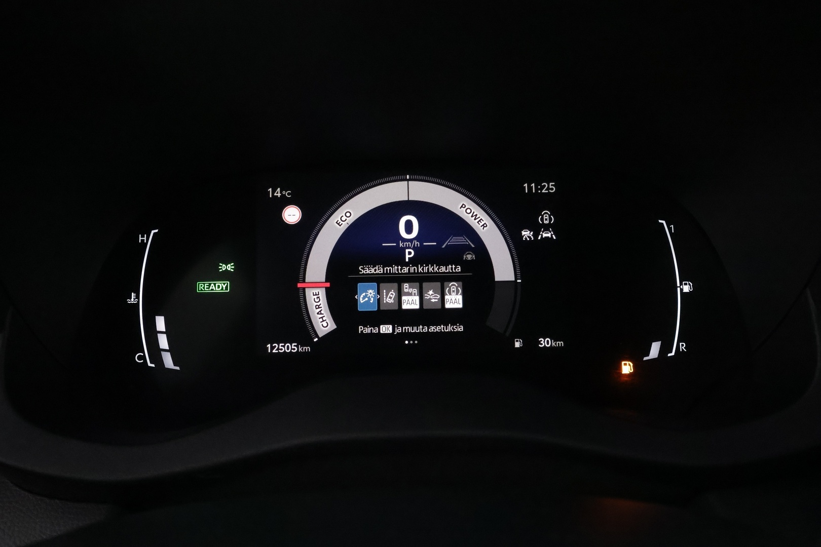 TOYOTA Yaris Cross 2024