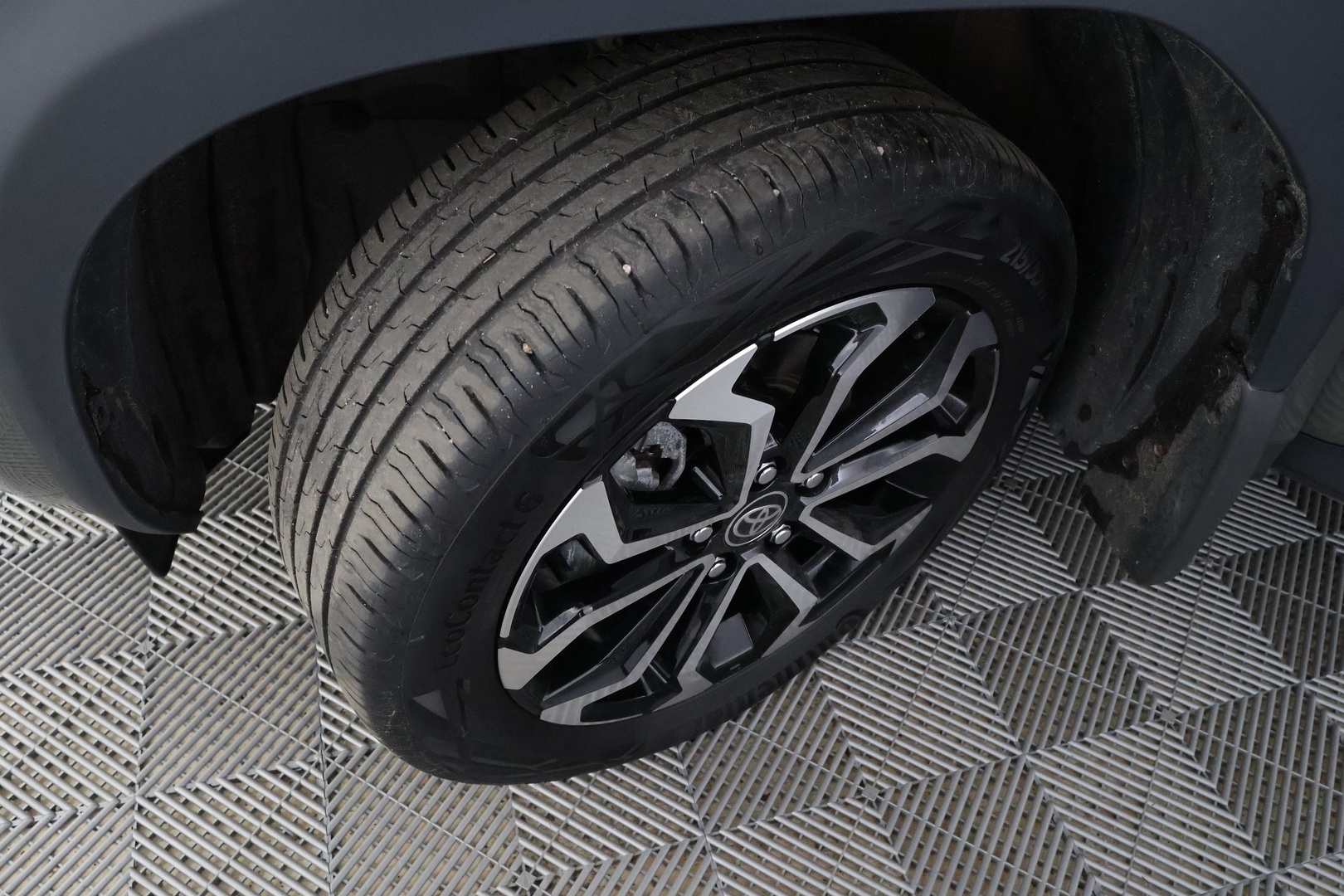 TOYOTA Yaris Cross 2024