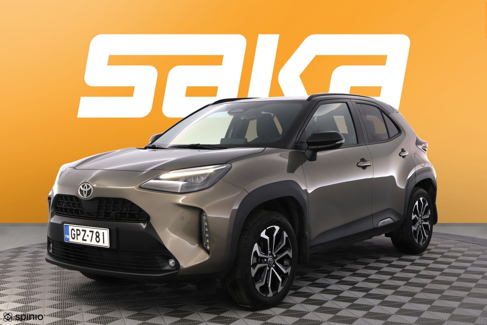 TOYOTA Yaris Cross 2024