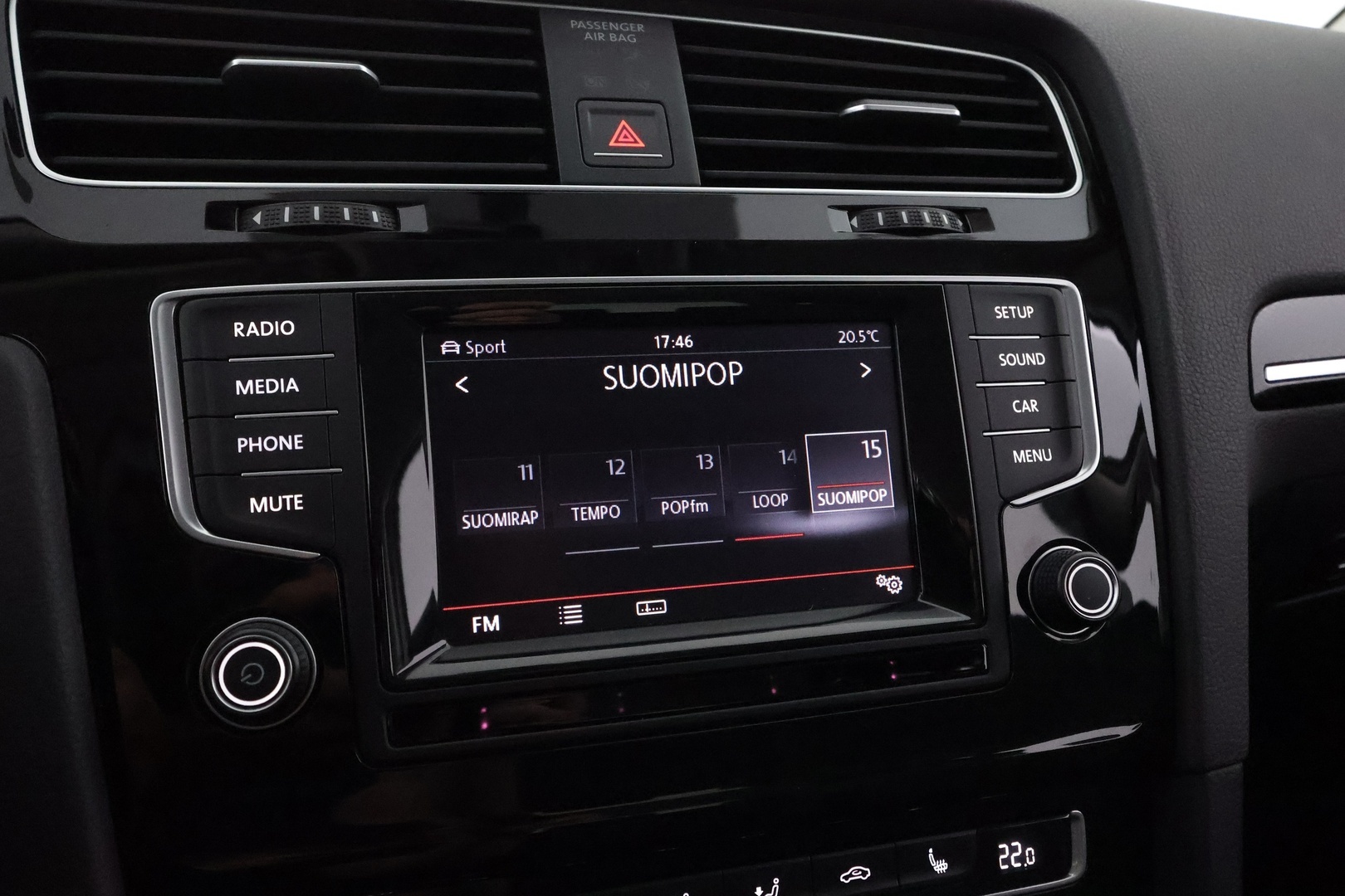 VOLKSWAGEN Golf 2014