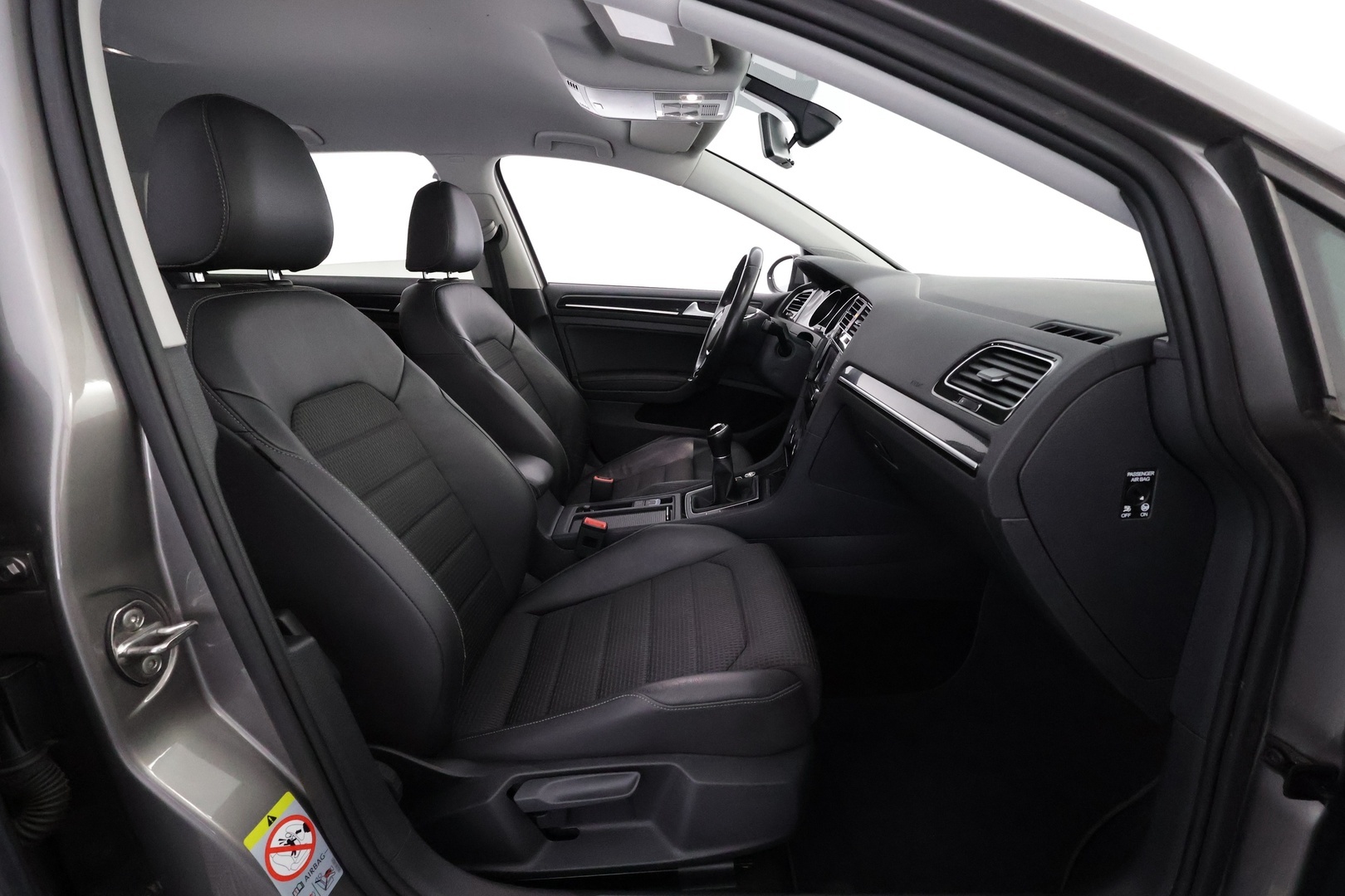 VOLKSWAGEN Golf 2014