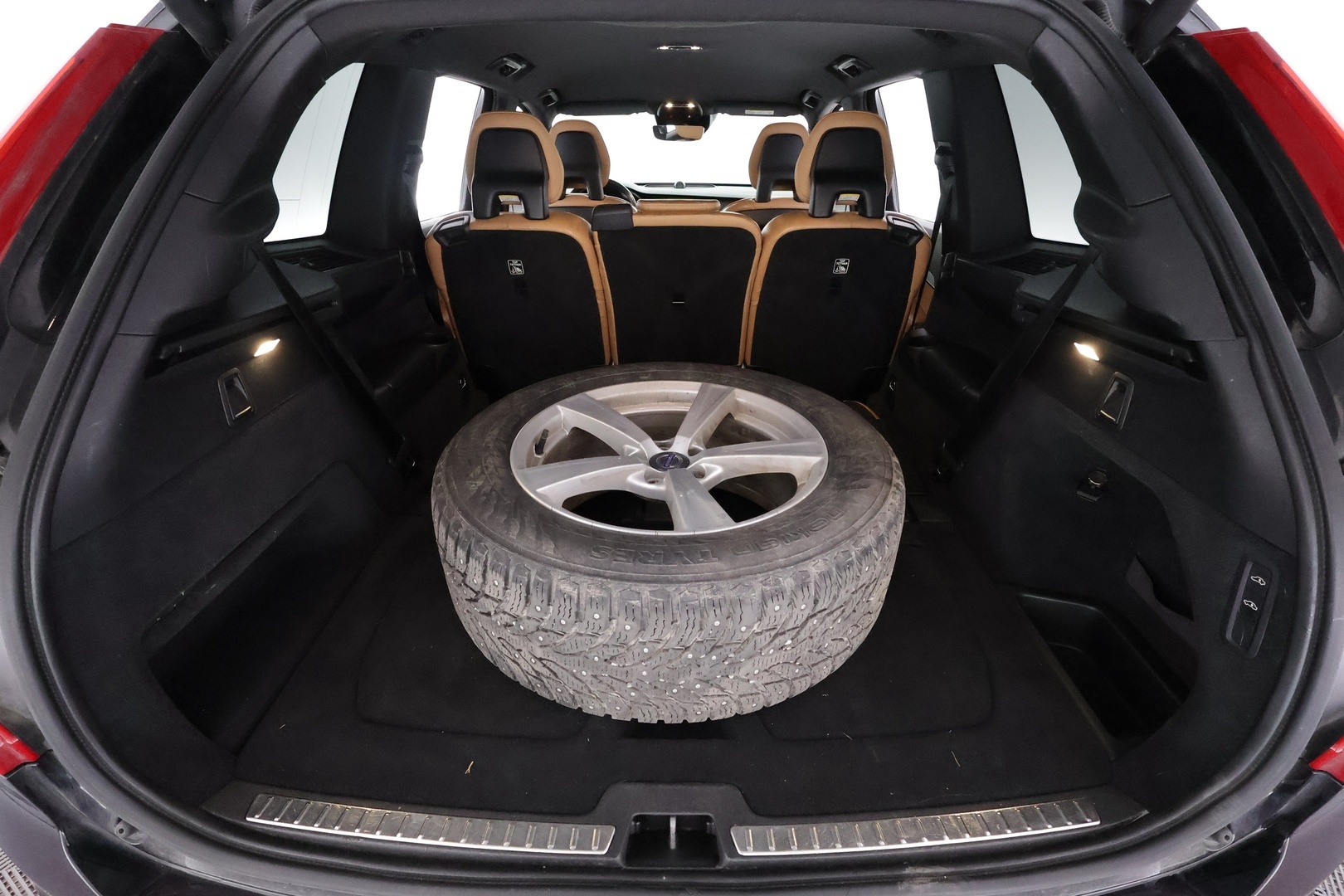 VOLVO XC90 2016