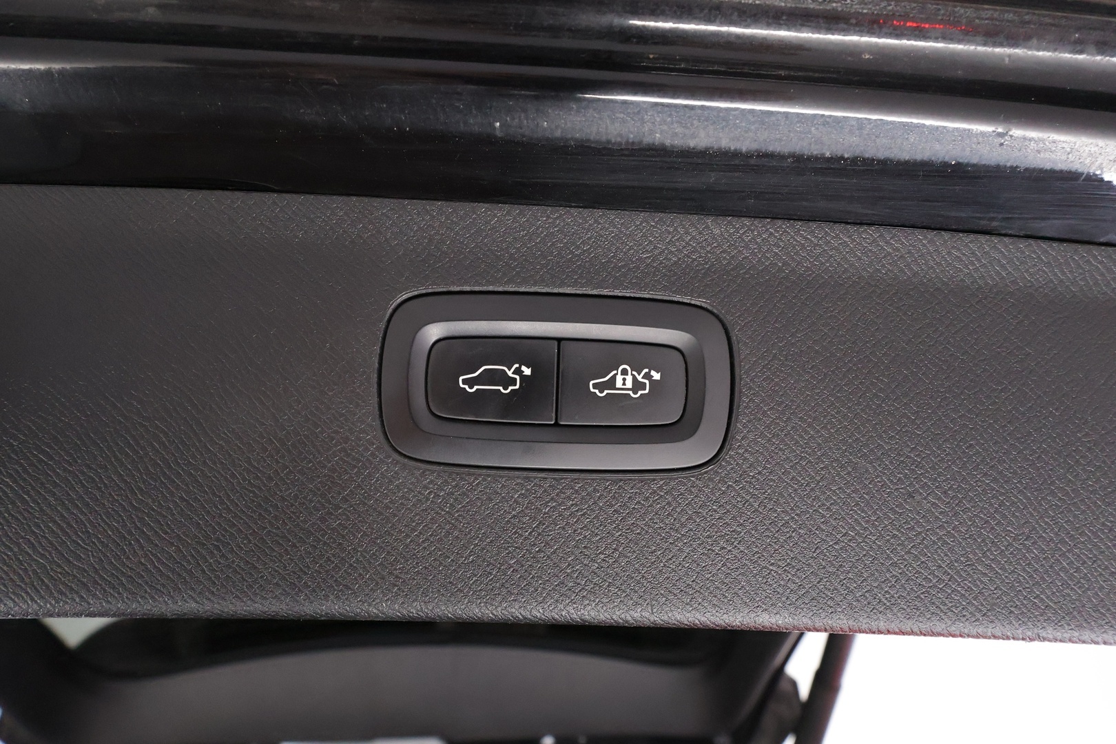 VOLVO XC90 2016