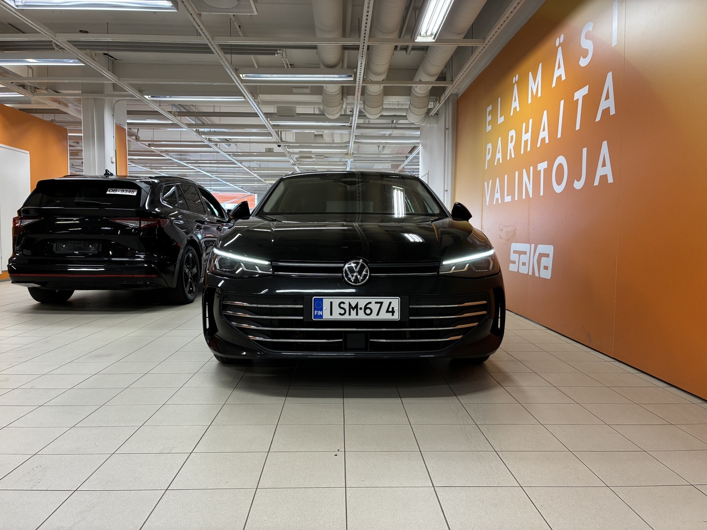 VOLKSWAGEN Passat 2024