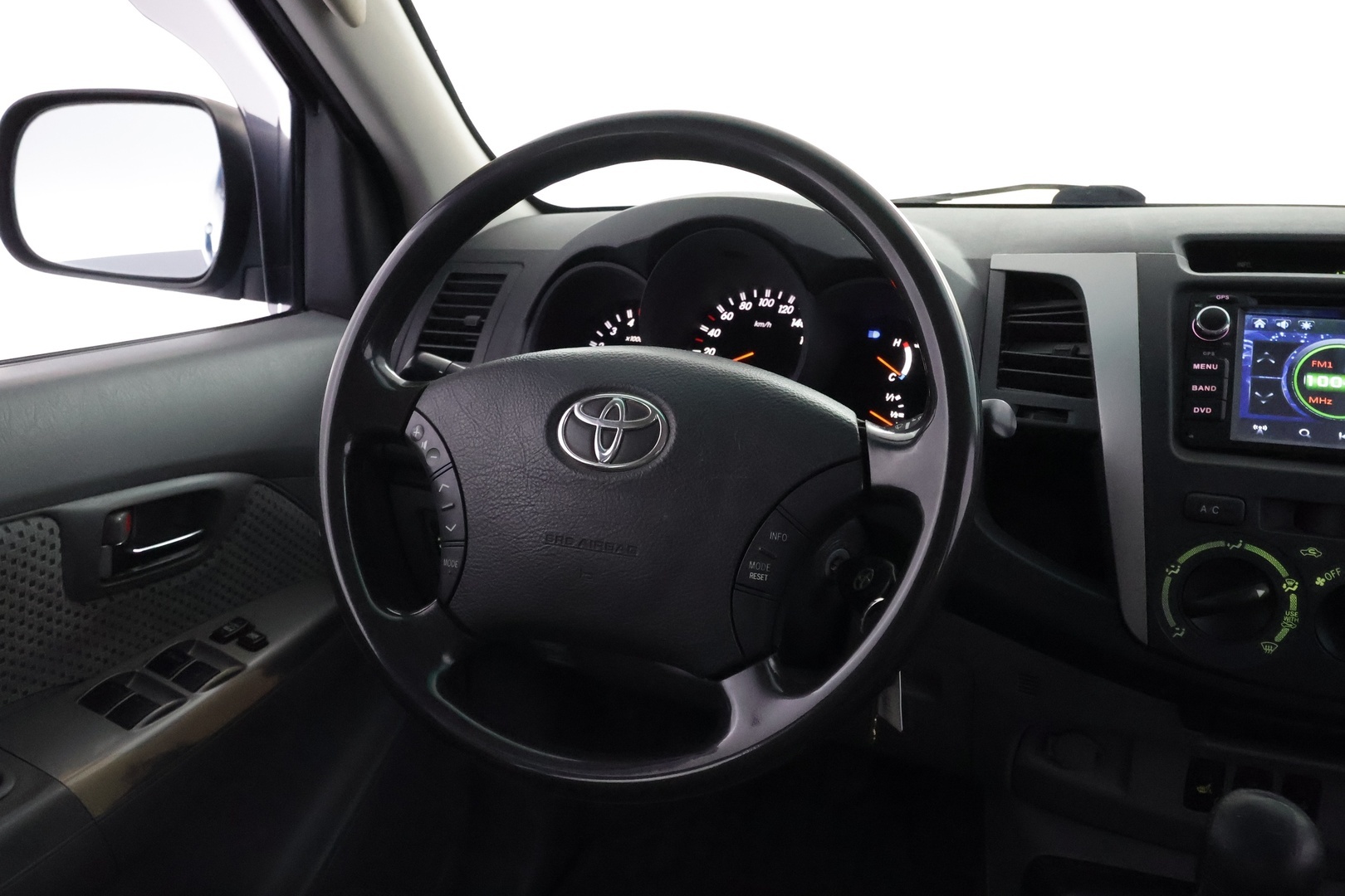 TOYOTA Hilux 2010