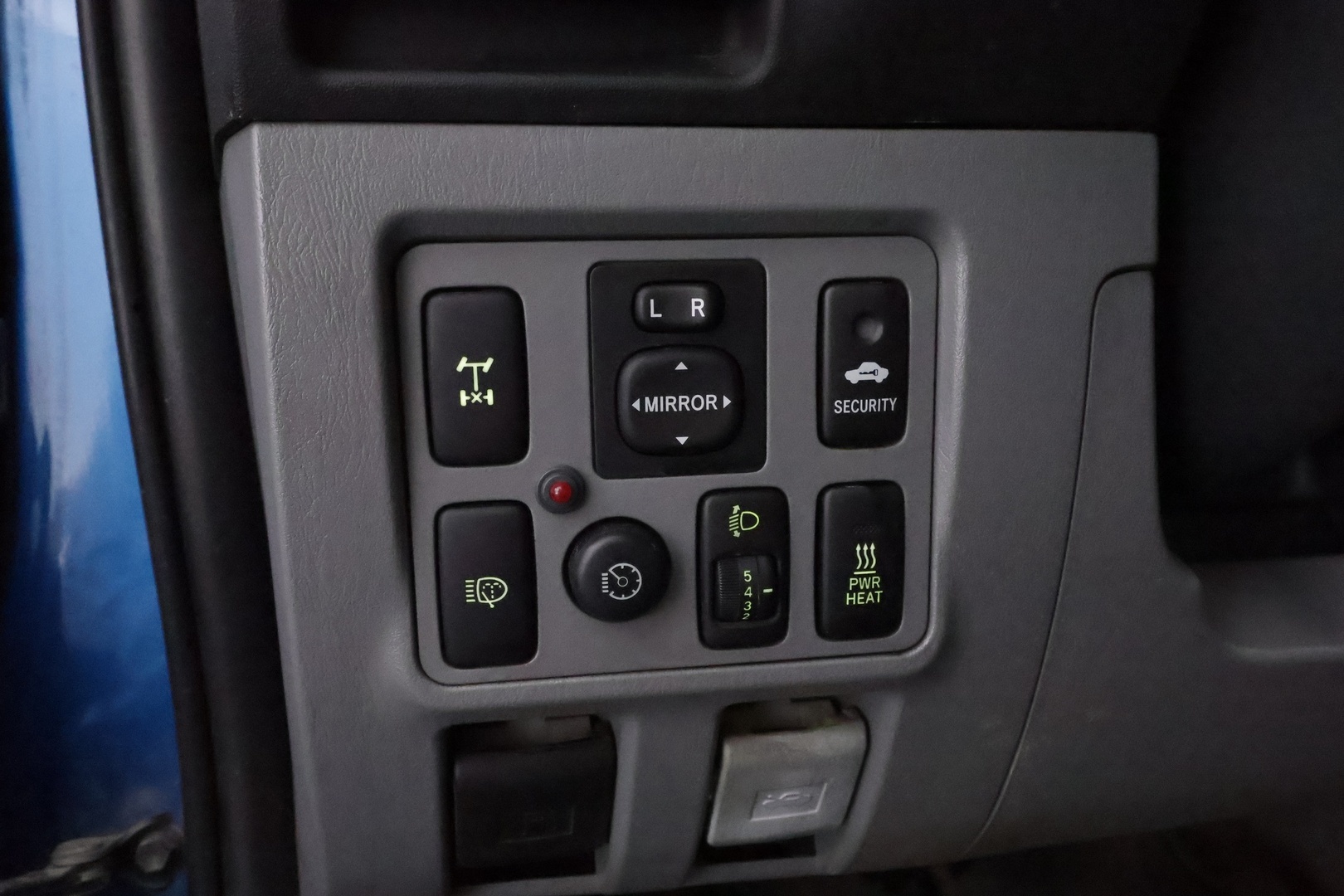 TOYOTA Hilux 2010