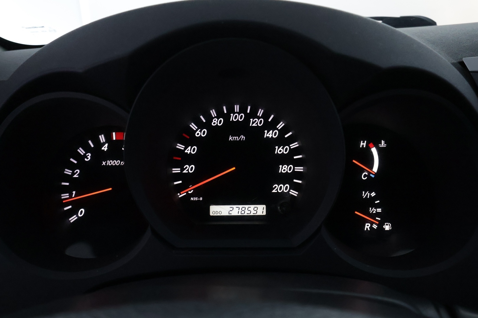 TOYOTA Hilux 2010