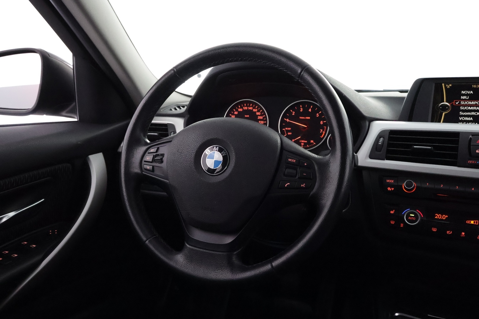BMW 320 2012
