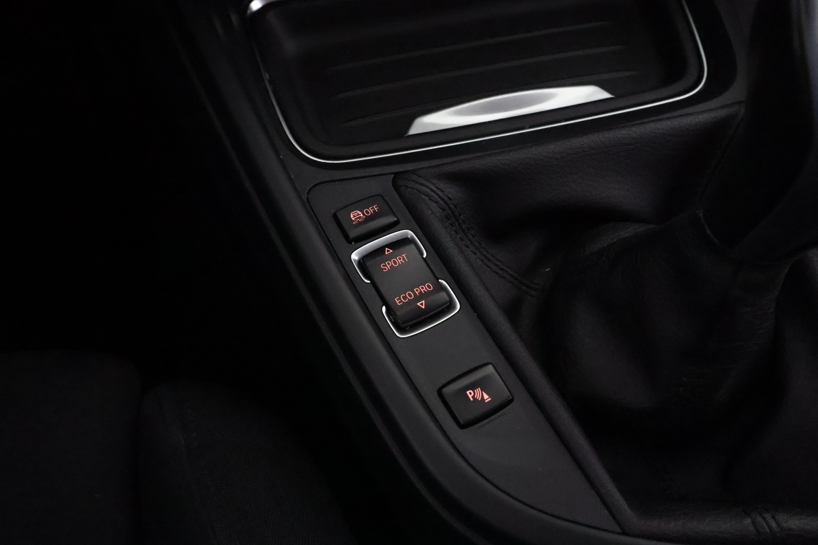 BMW 320 2012
