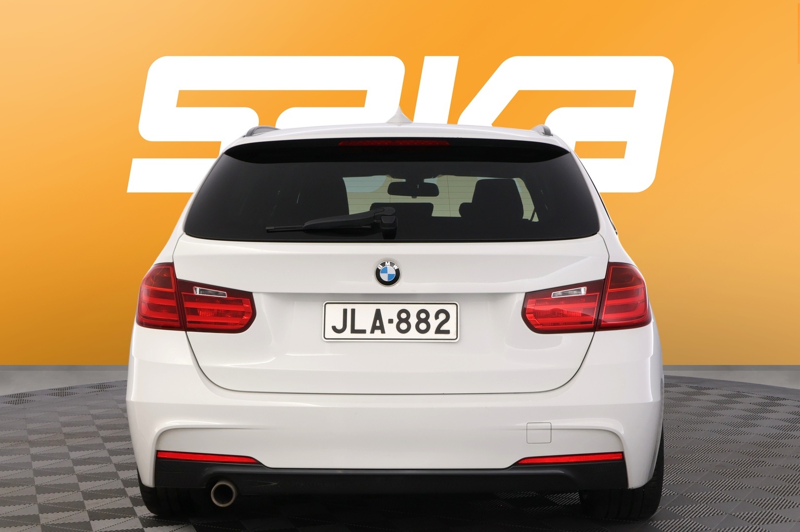 BMW 318 2015