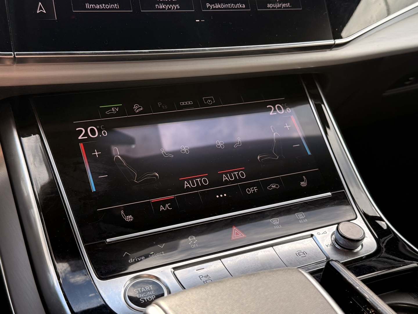 AUDI Q7 2021