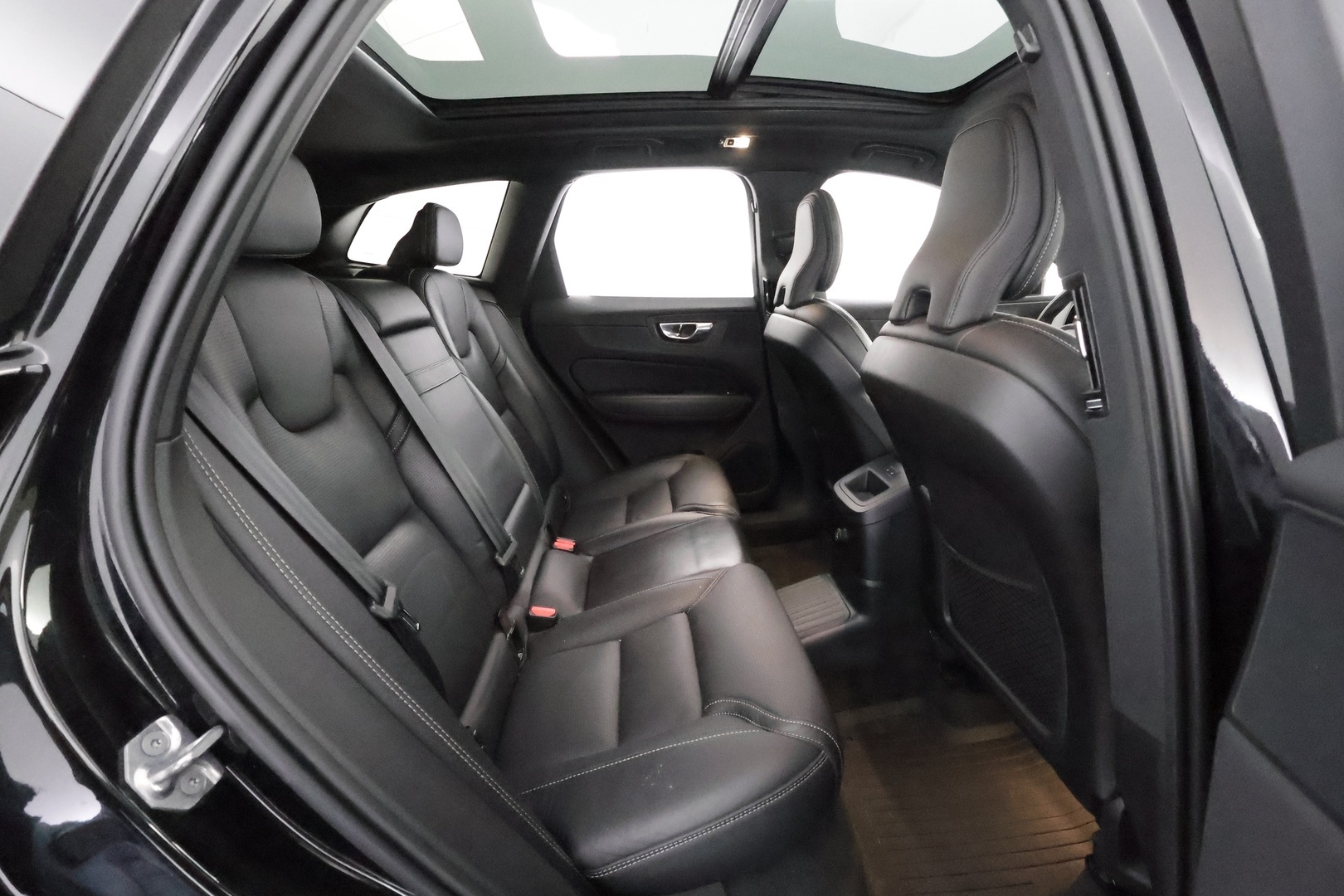 VOLVO XC60 2020