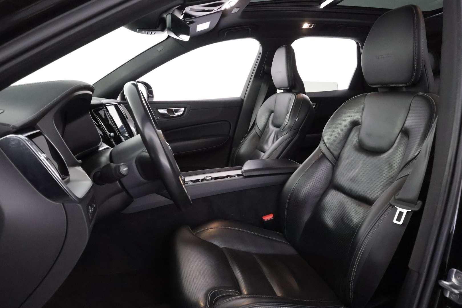 VOLVO XC60 2020