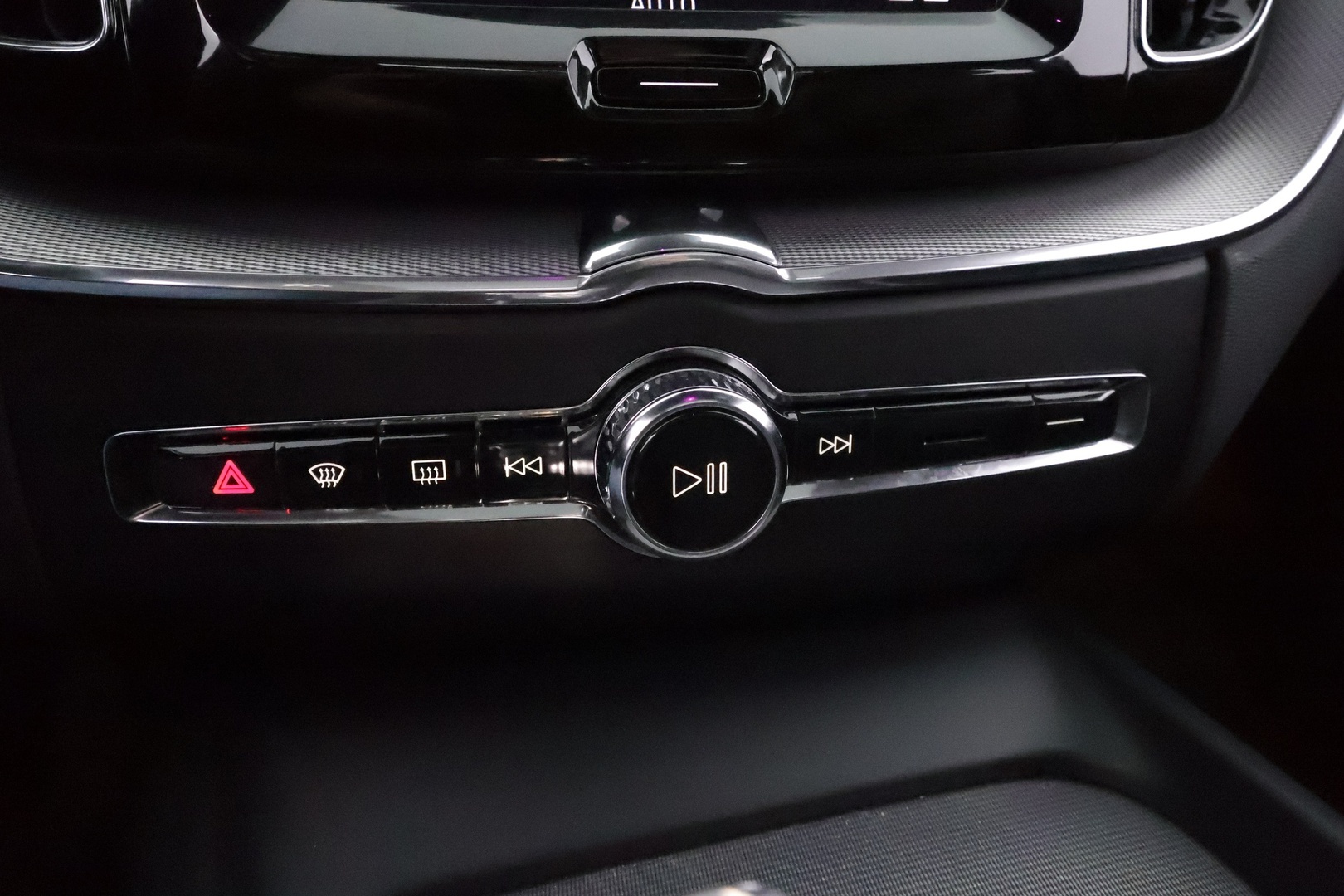 VOLVO XC60 2020