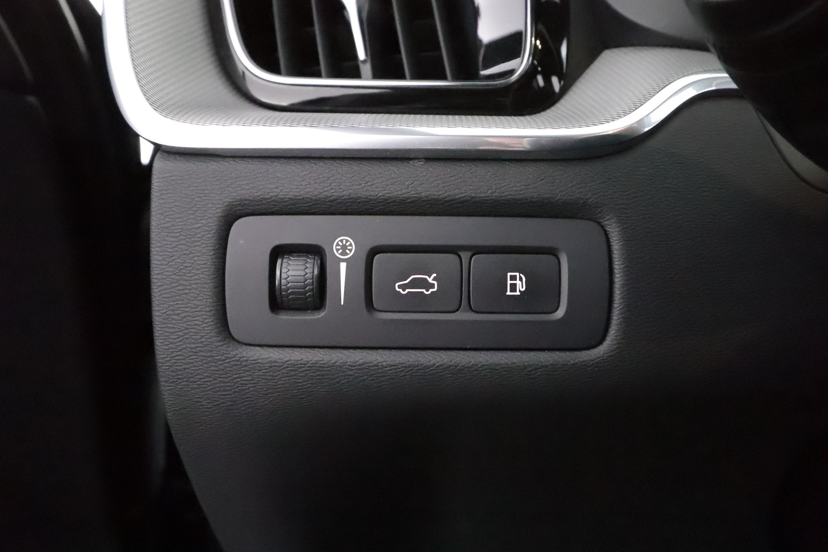VOLVO XC60 2020