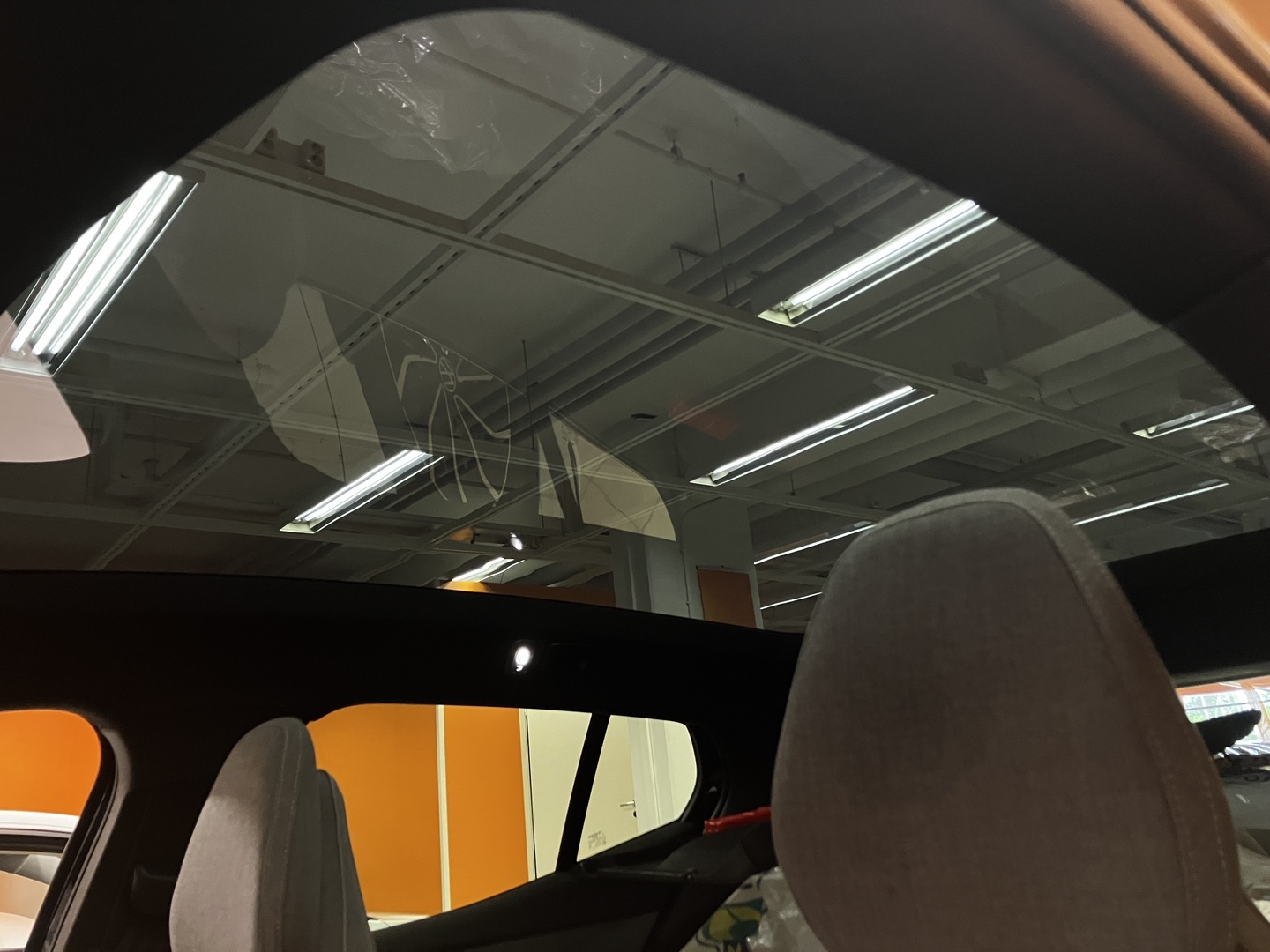 VOLVO EX30 2025