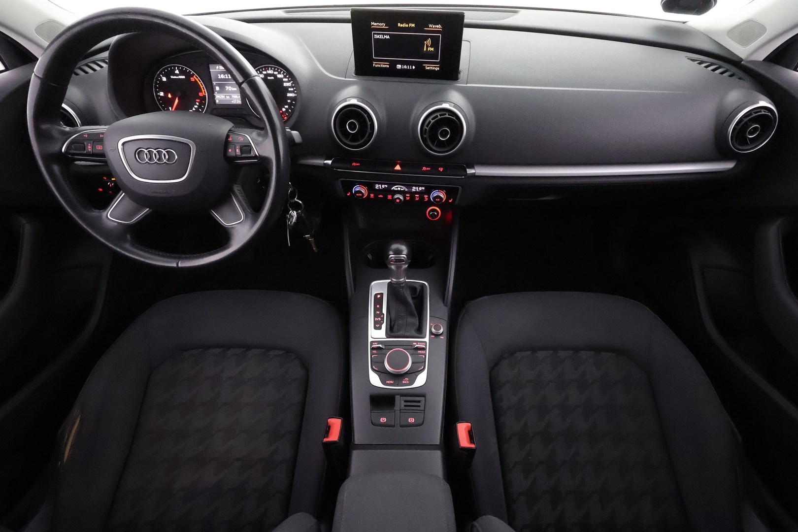 AUDI A3 2015