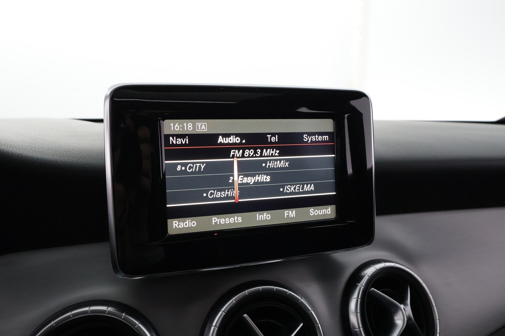 MERCEDES-BENZ CLA 2013