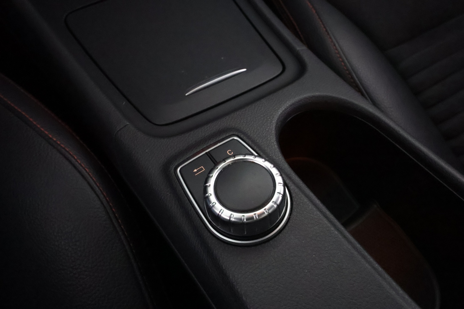 MERCEDES-BENZ CLA 2013
