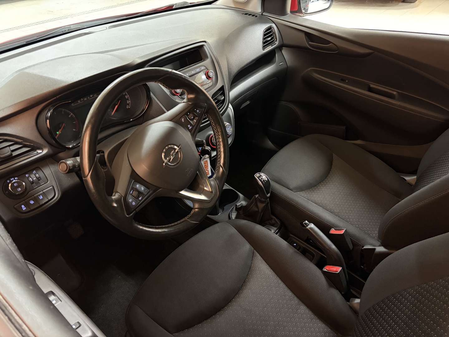OPEL KARL 2016