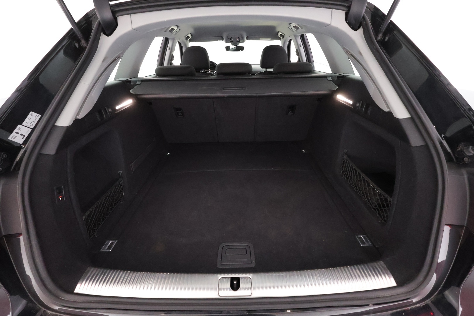 AUDI A4 2016