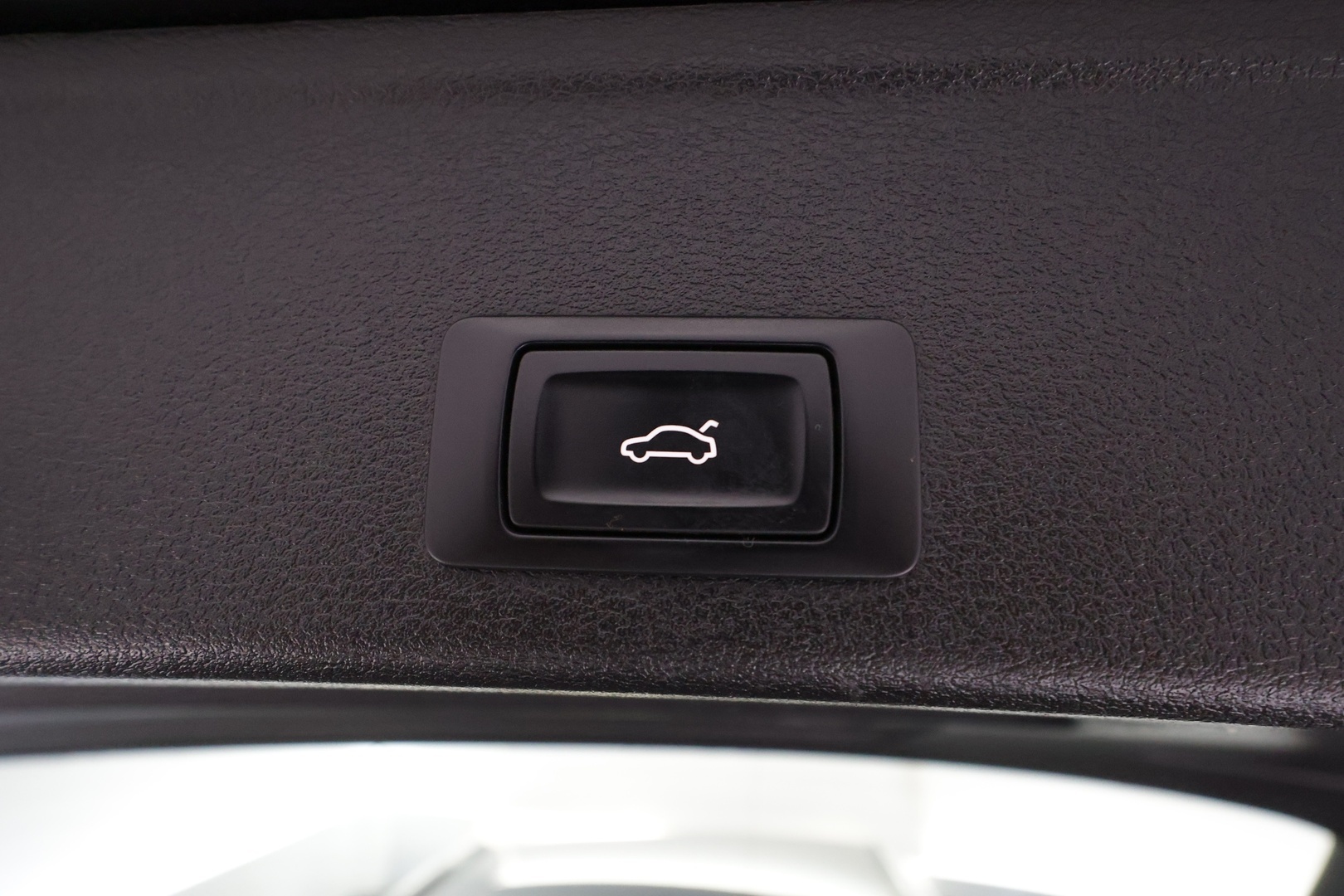 AUDI A4 2016