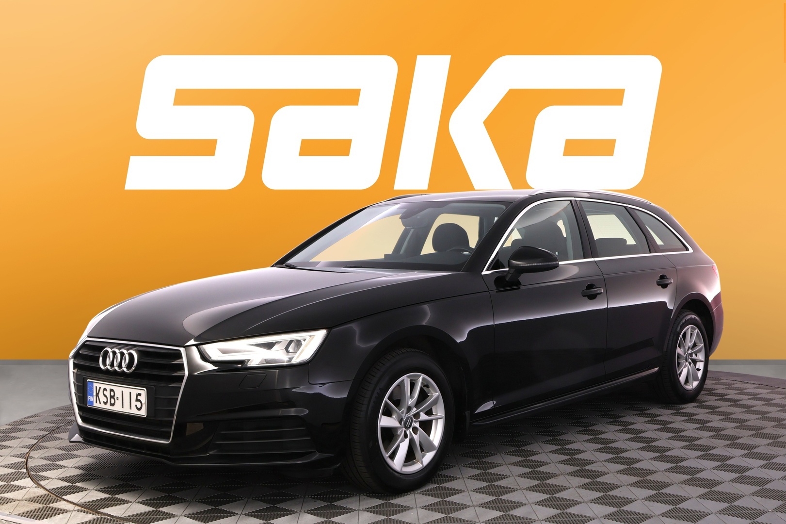 AUDI A4 2016