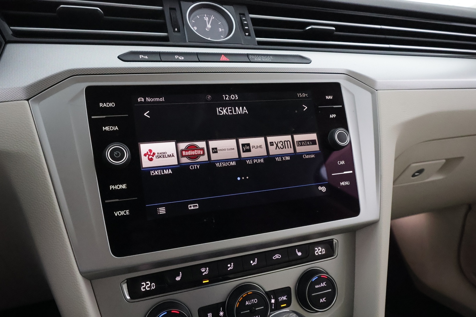 VOLKSWAGEN Passat 2019