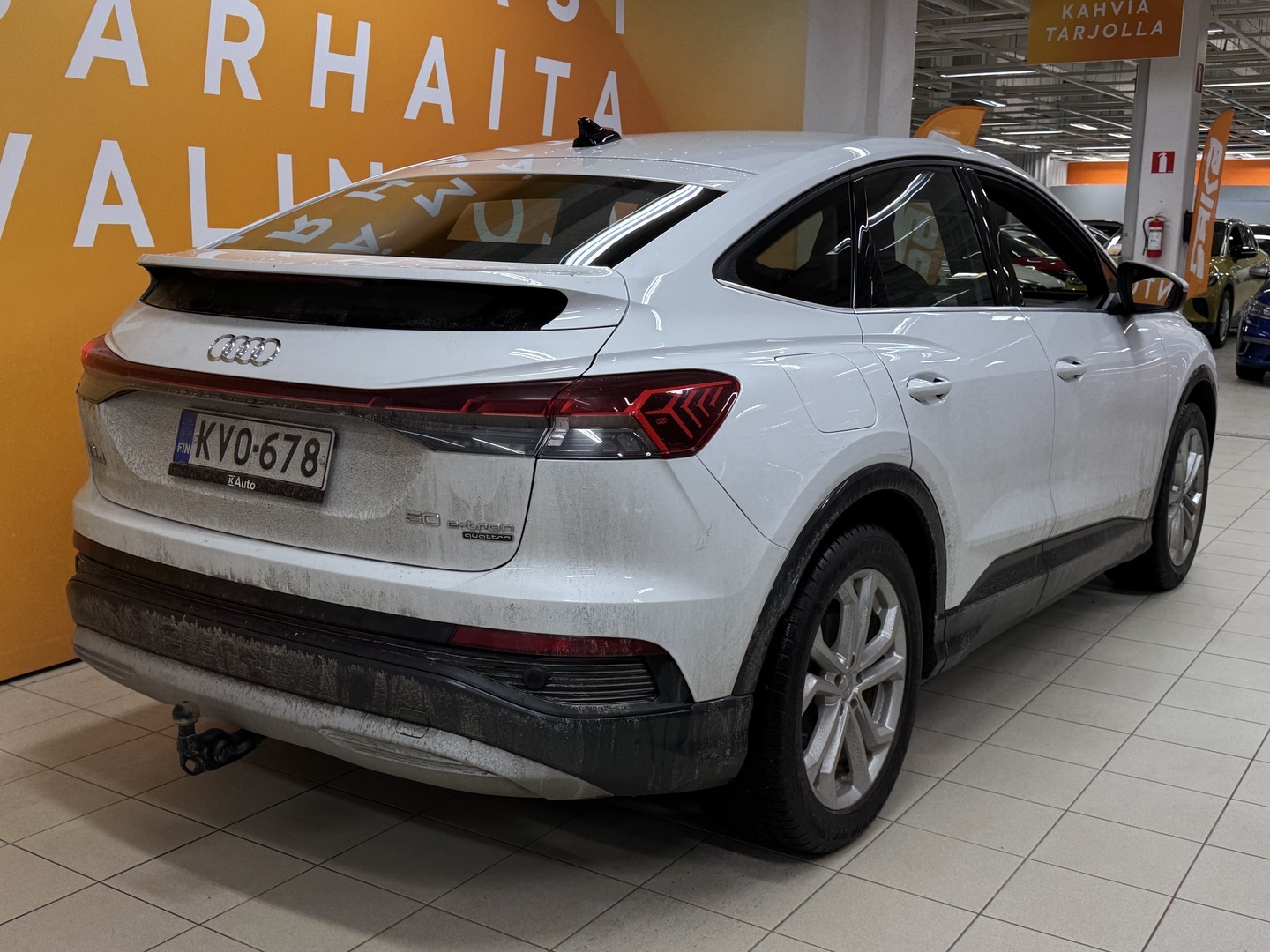 AUDI Q4 e-tron 2024
