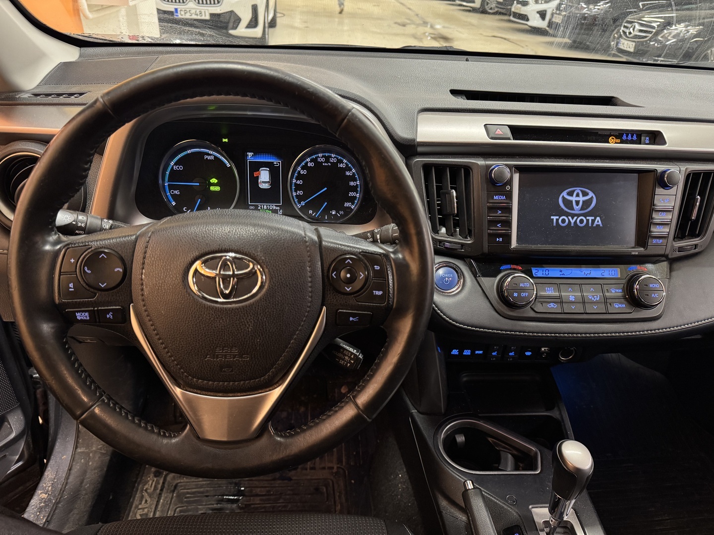 TOYOTA RAV4 2018