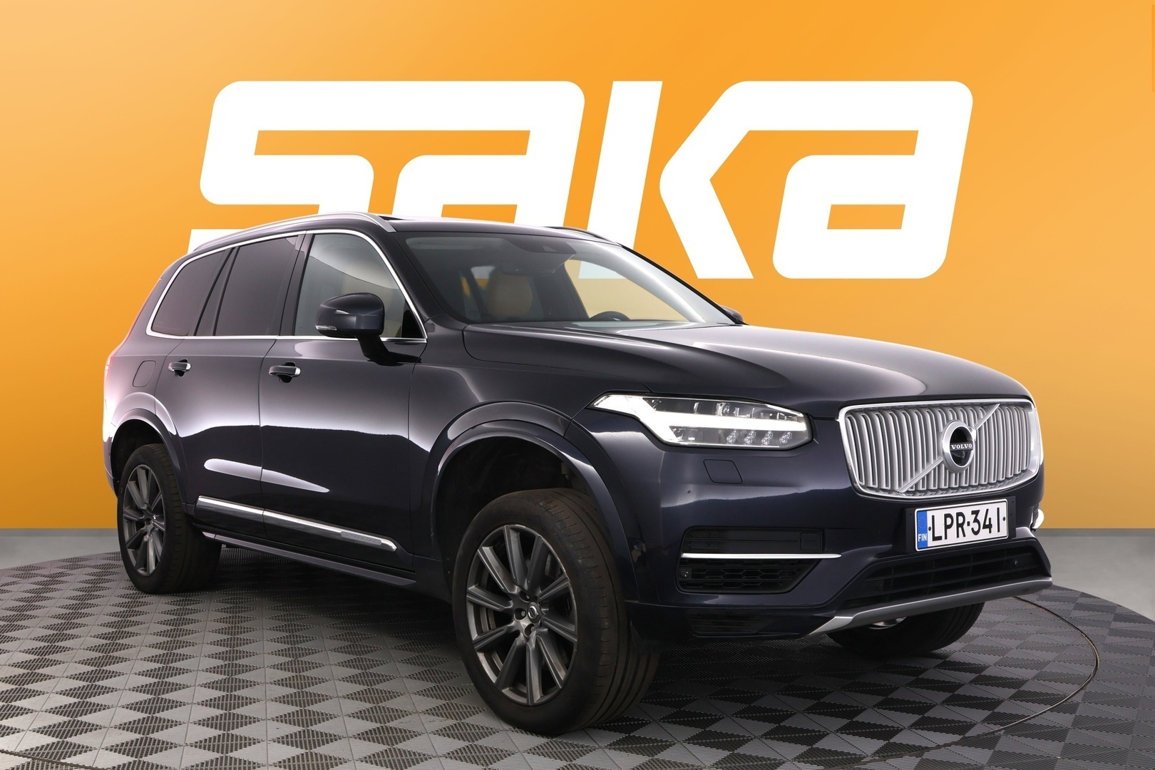 VOLVO XC90 2016