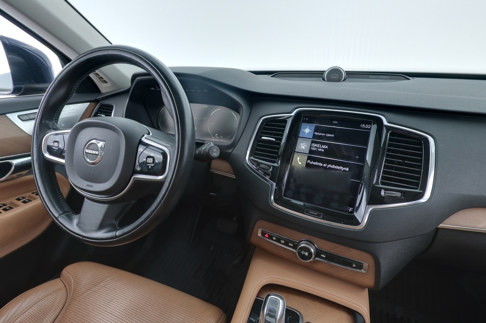 VOLVO XC90 2016