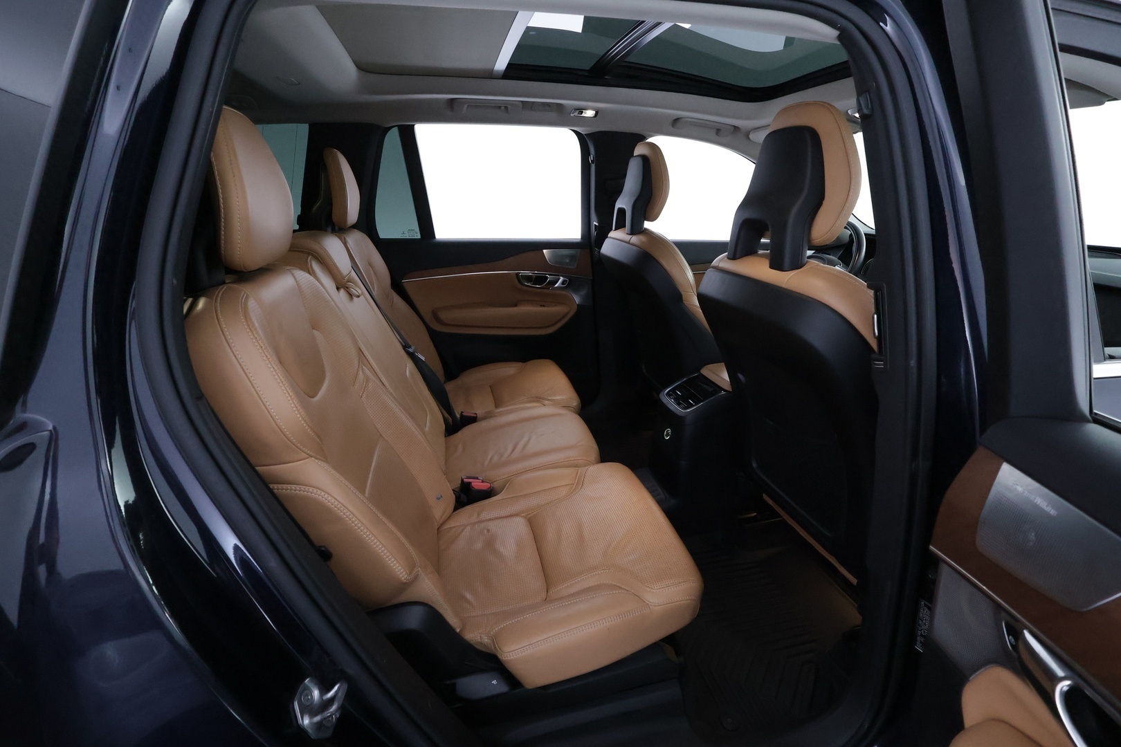 VOLVO XC90 2016
