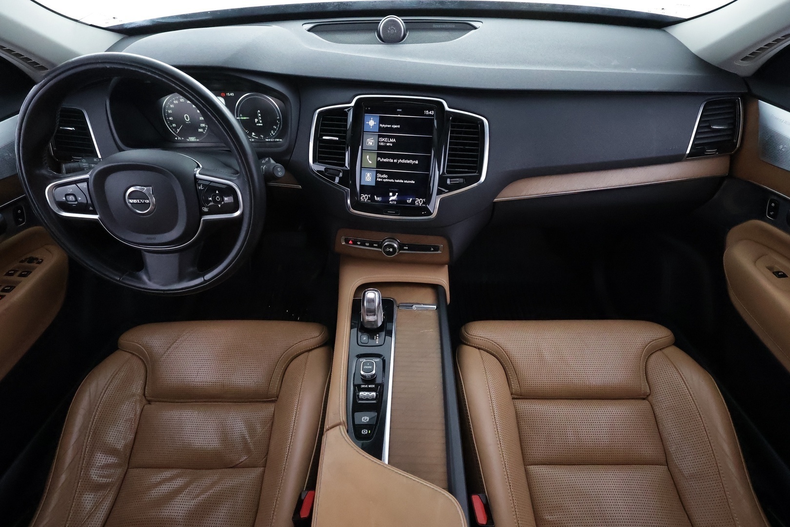 VOLVO XC90 2016