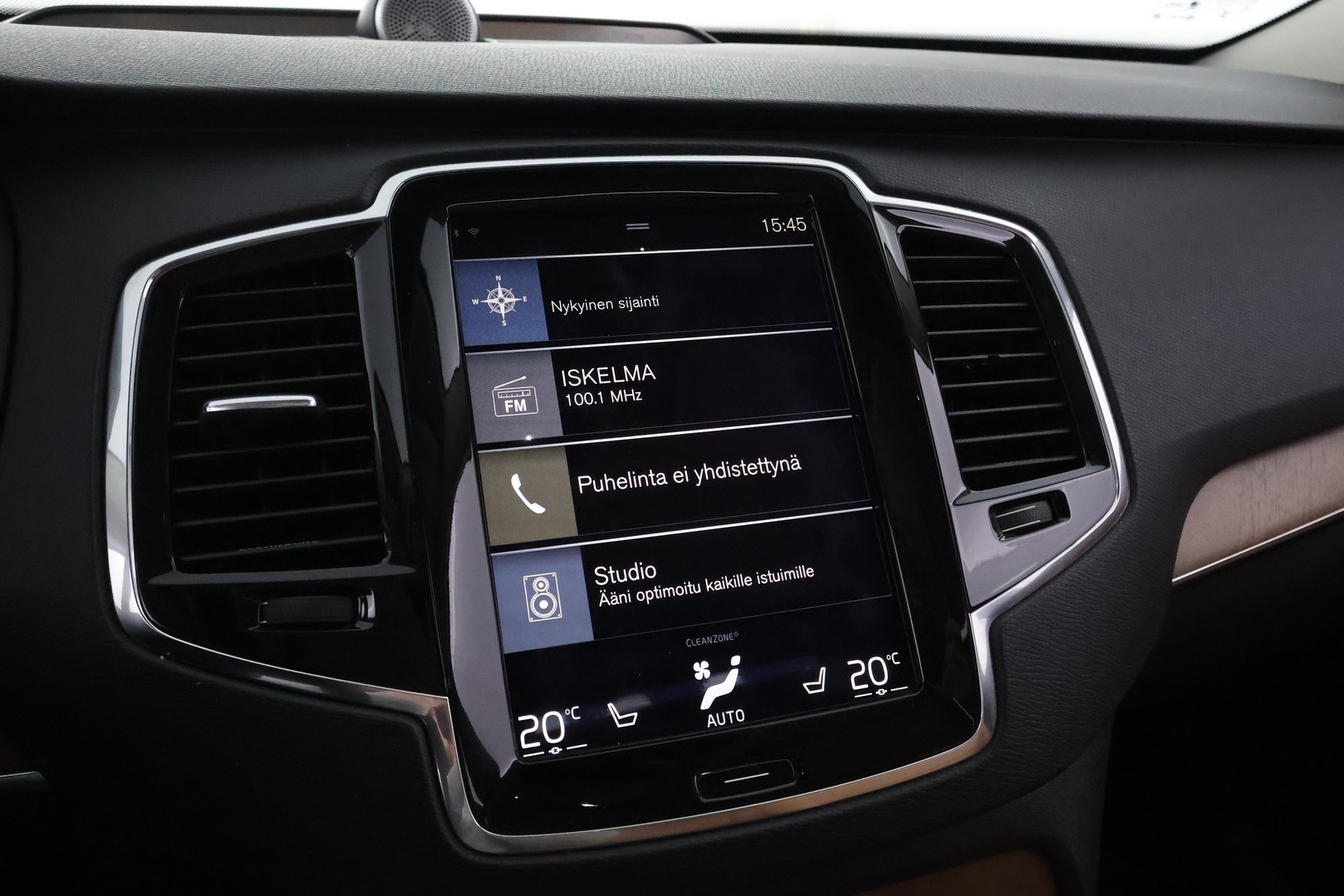VOLVO XC90 2016