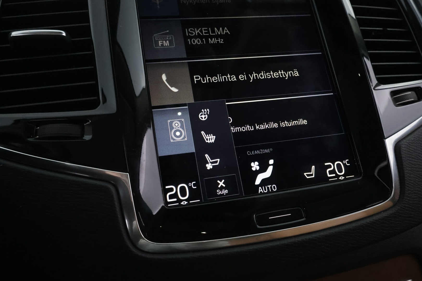 VOLVO XC90 2016