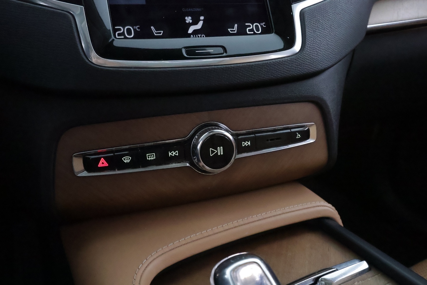 VOLVO XC90 2016