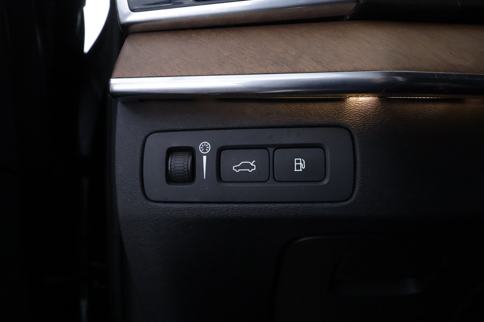 VOLVO XC90 2016