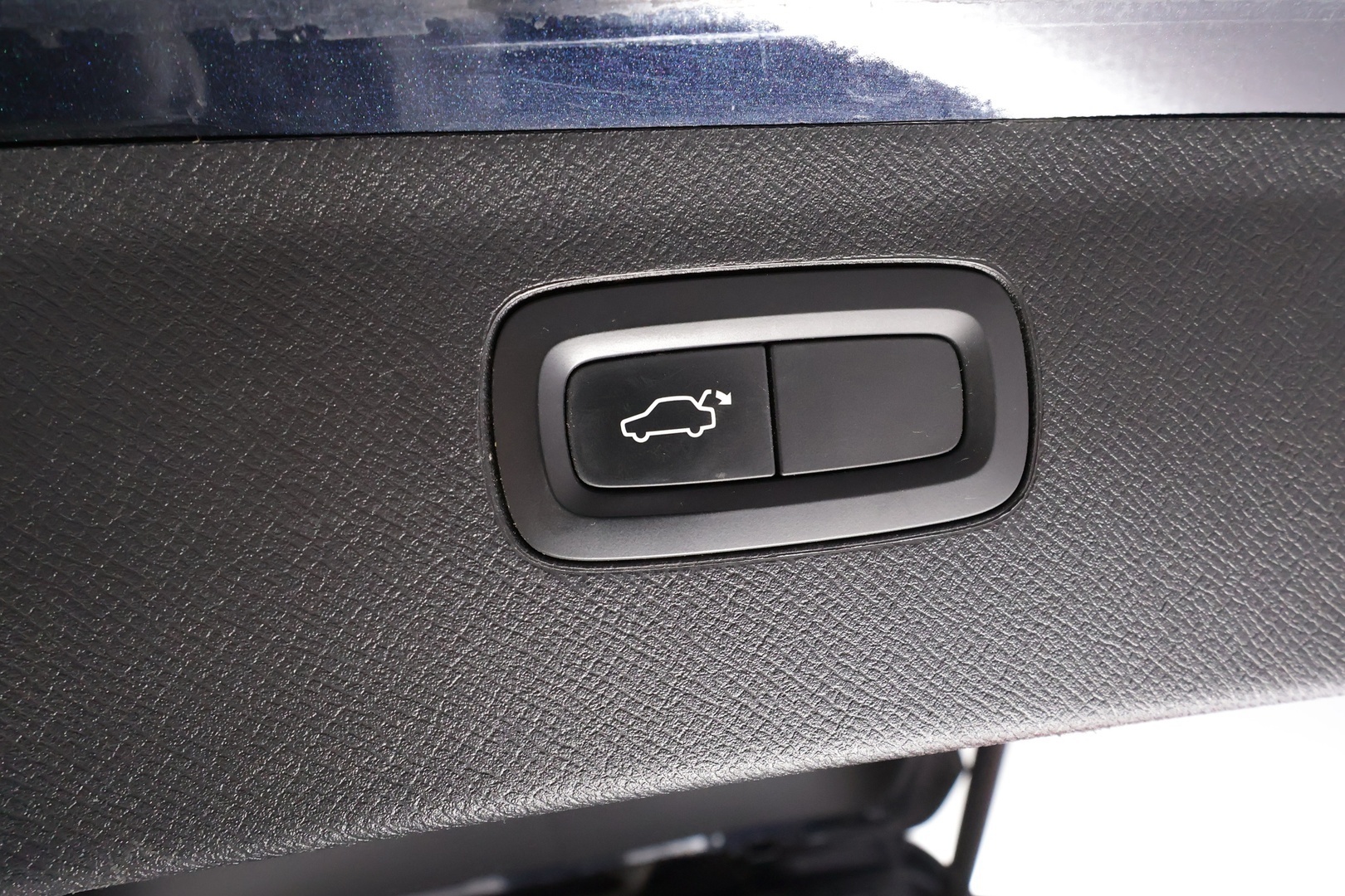 VOLVO XC90 2016
