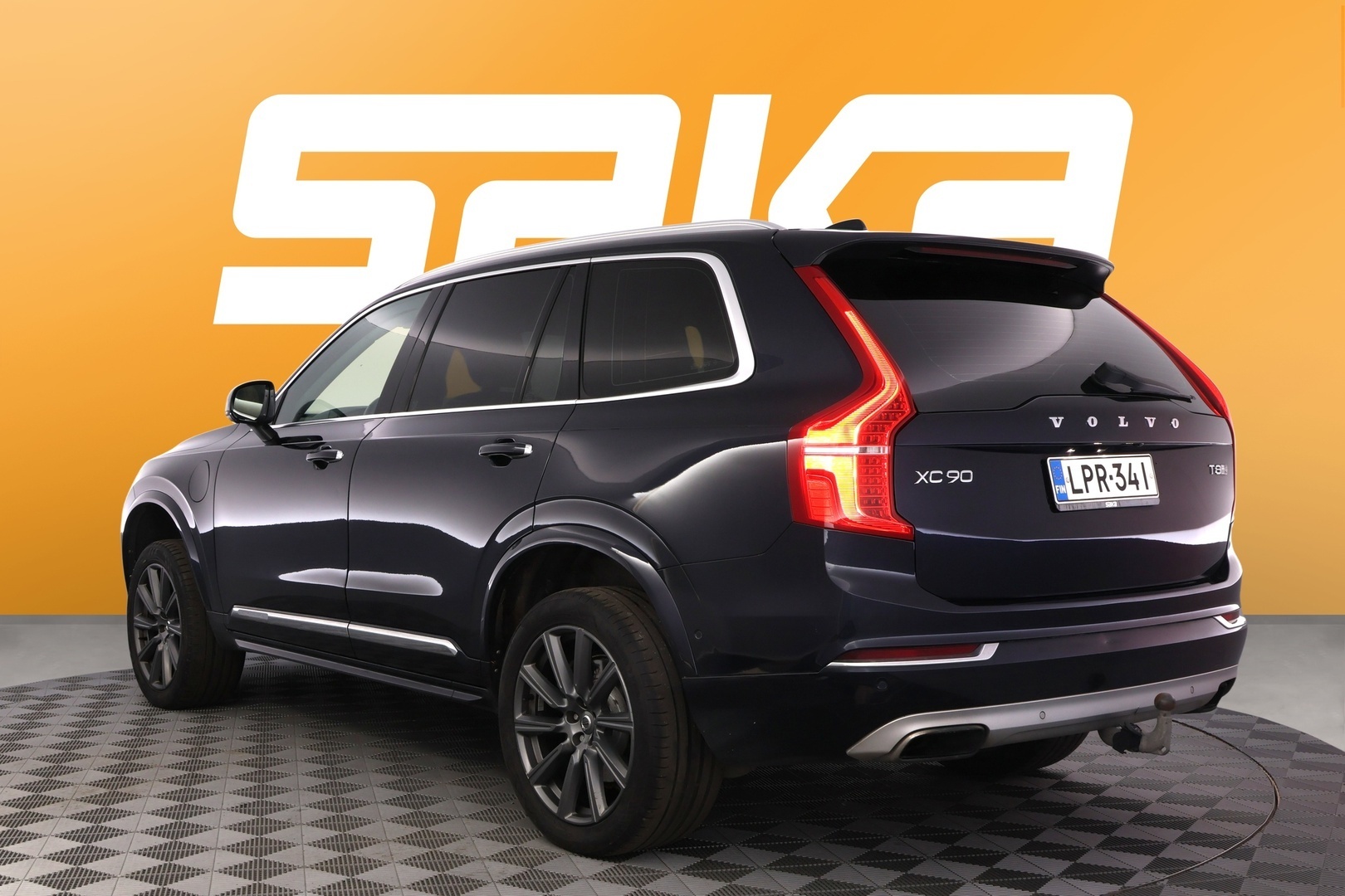 VOLVO XC90 2016