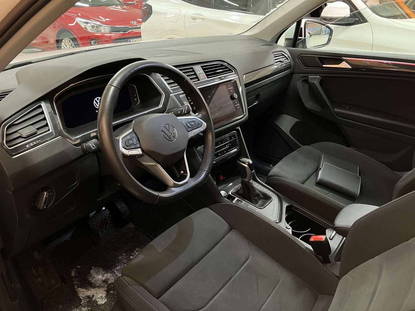 VOLKSWAGEN Tiguan 2023