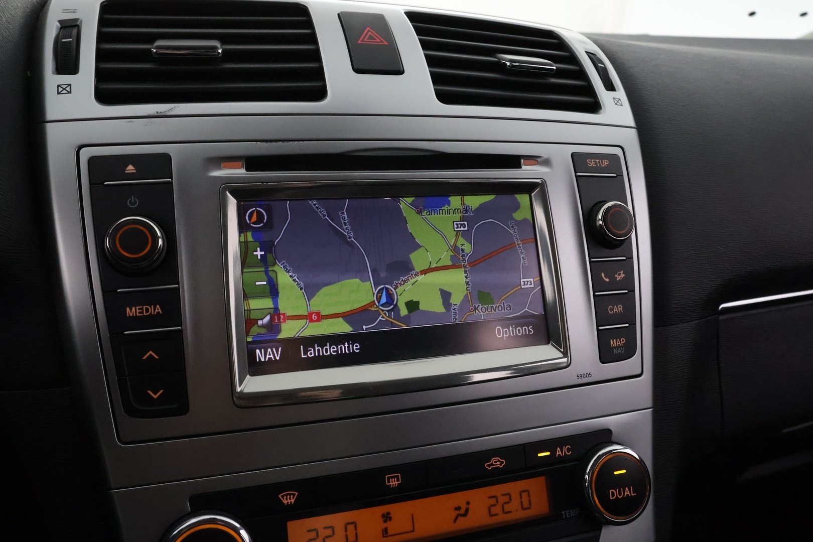 TOYOTA Avensis 2013