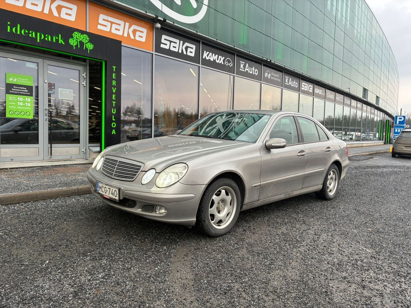 MERCEDES-BENZ E 2003