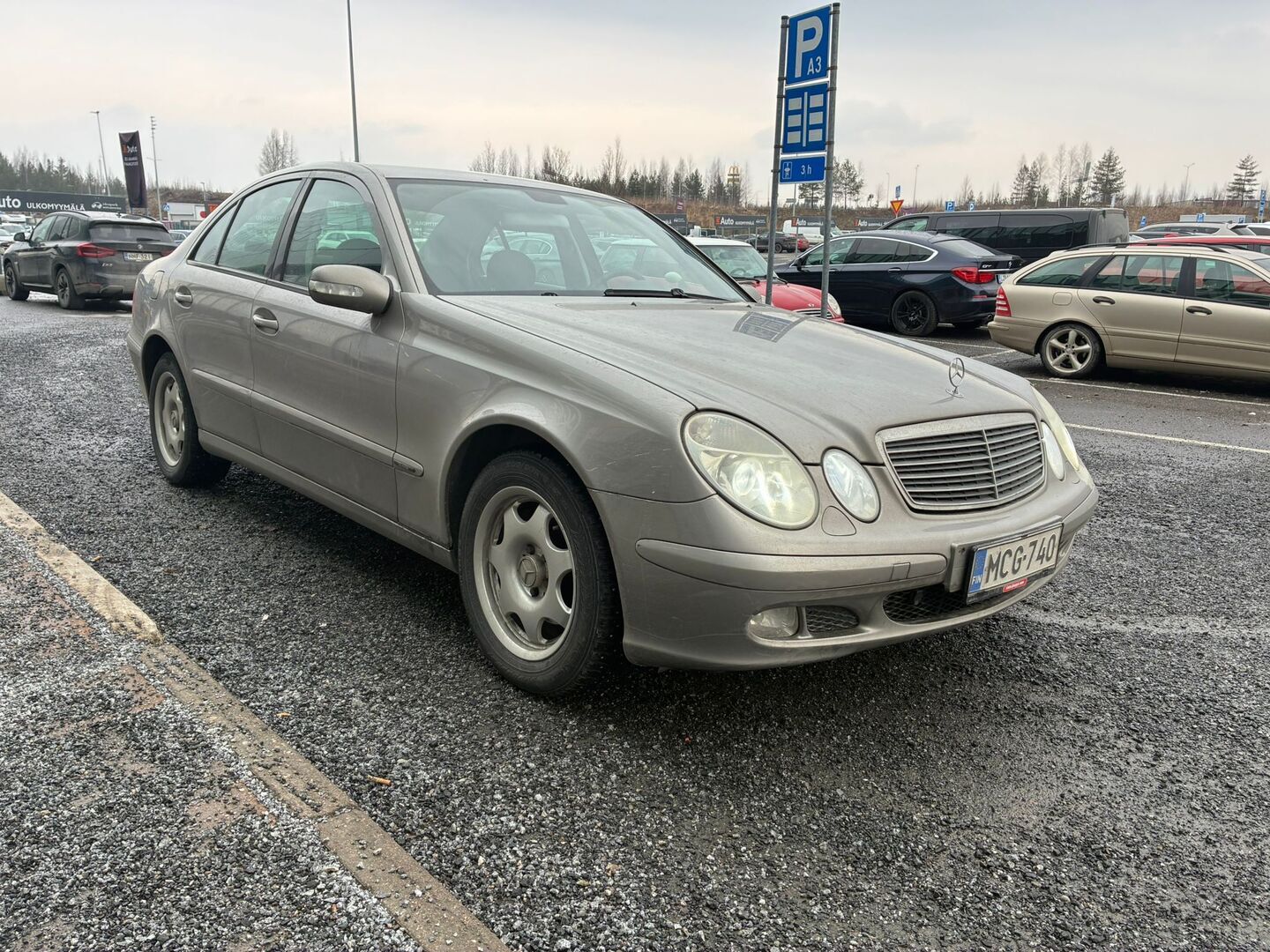 MERCEDES-BENZ E 2003