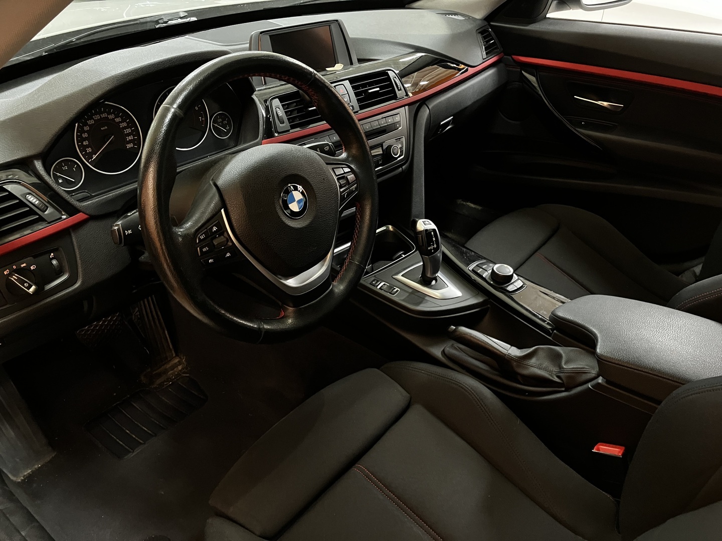 BMW 320 Gran Turismo 2014