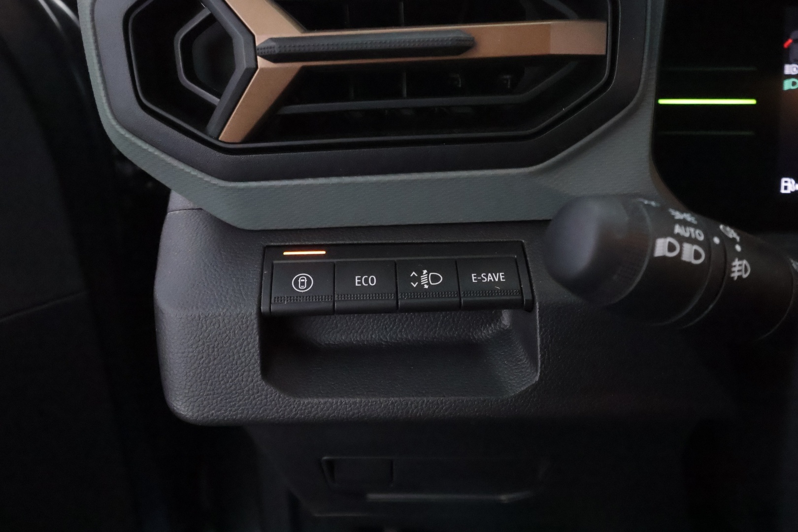 DACIA Duster 2024