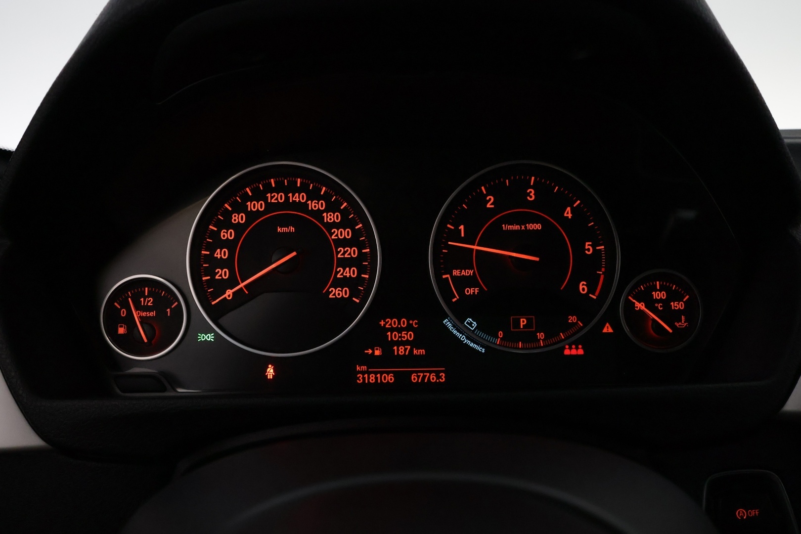 BMW 330 2013