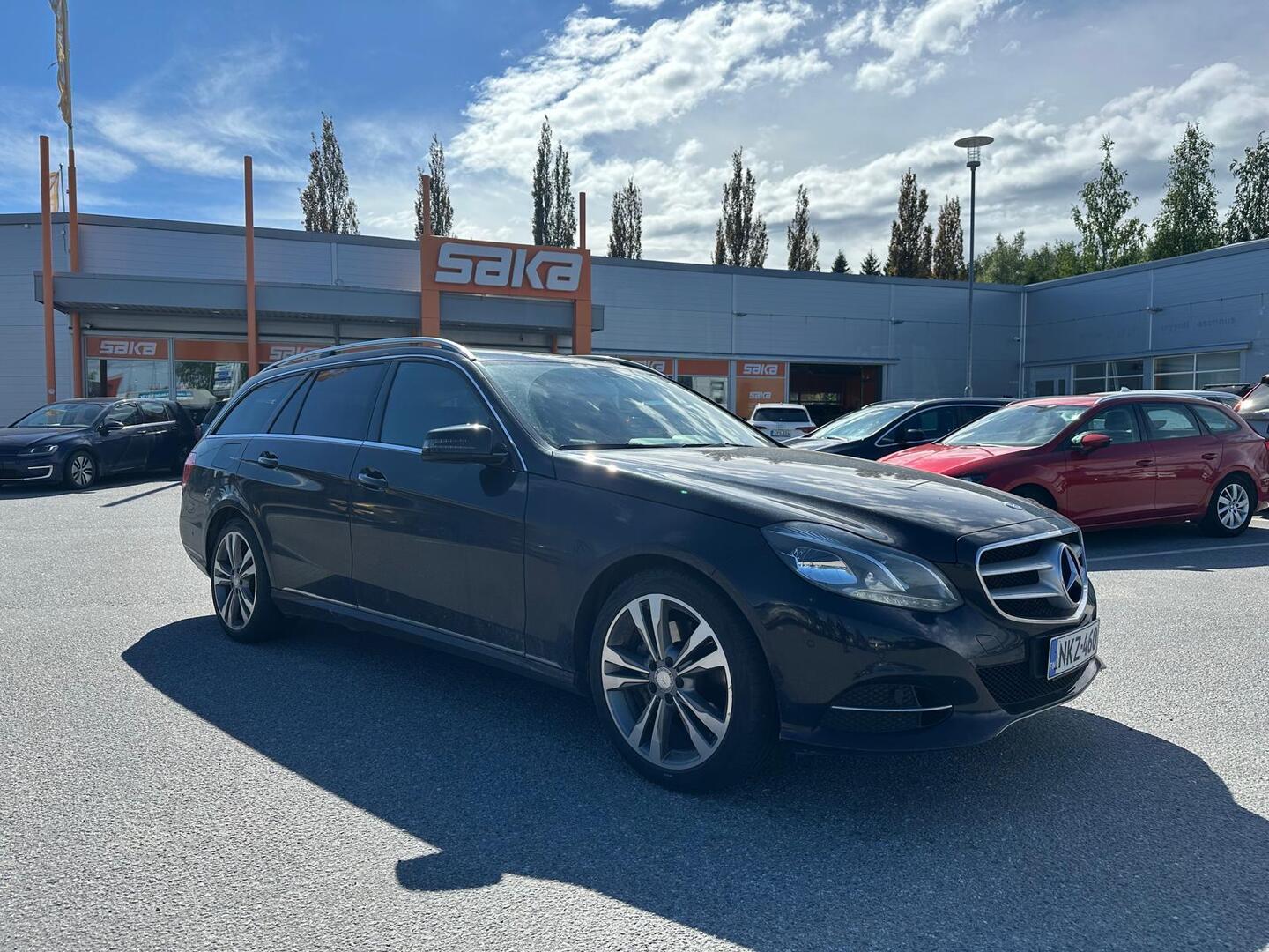 MERCEDES-BENZ E 2016
